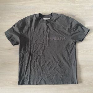 Fear Of God Essentials Men's Charcoal Tee Size M
